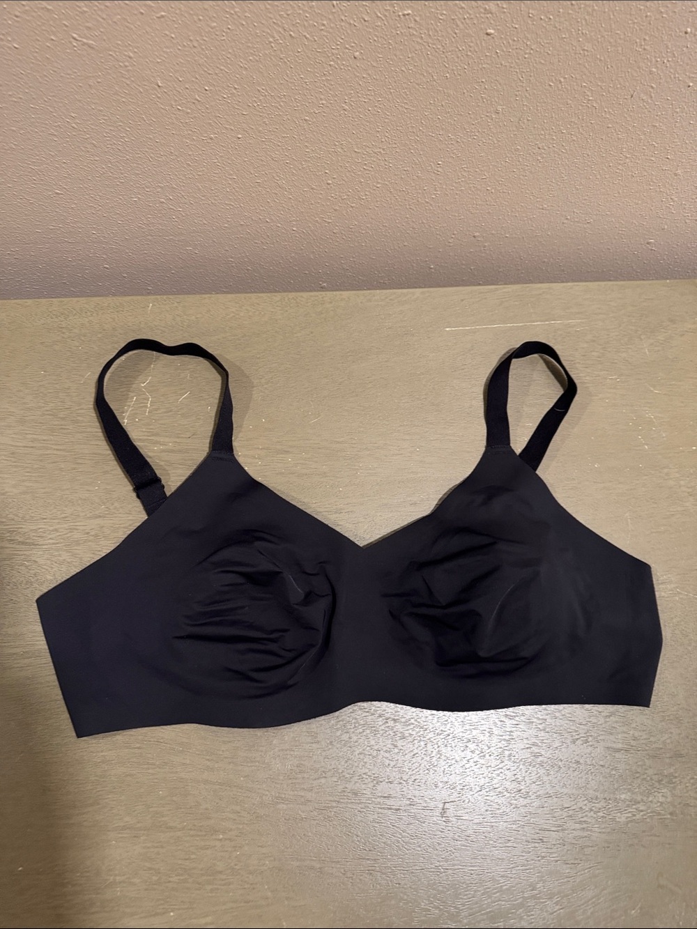 knix Black Wireless Smooth Bra size 5